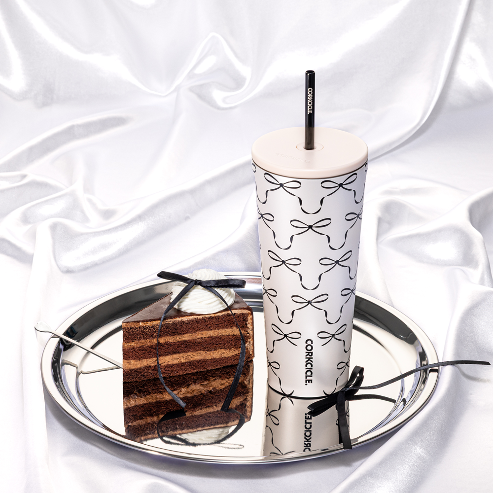 cold-cup-k0 2a98a7269432--2224PBBC-lifestyle.png