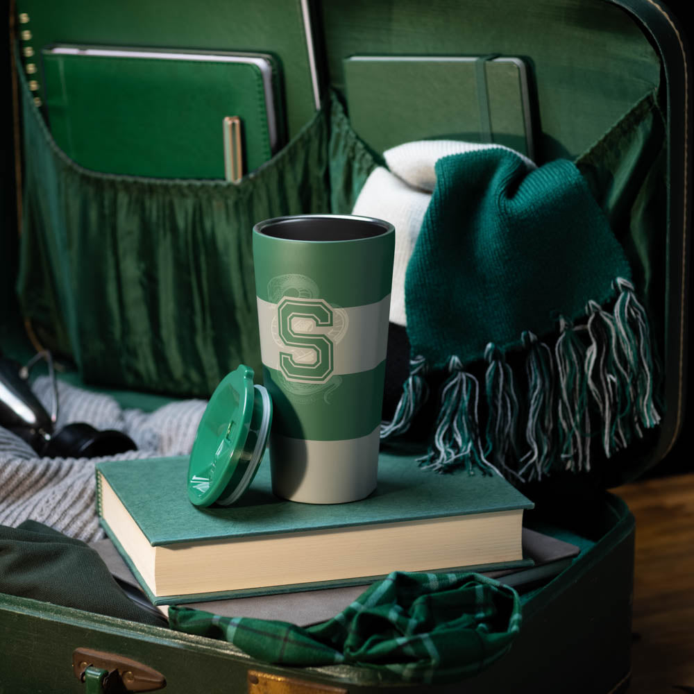 harry-potter-tumbler-y3 84ce9e4c9c5c--HarryPotter-Slytherin-4.jpg